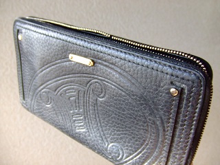セリーヌの長財布